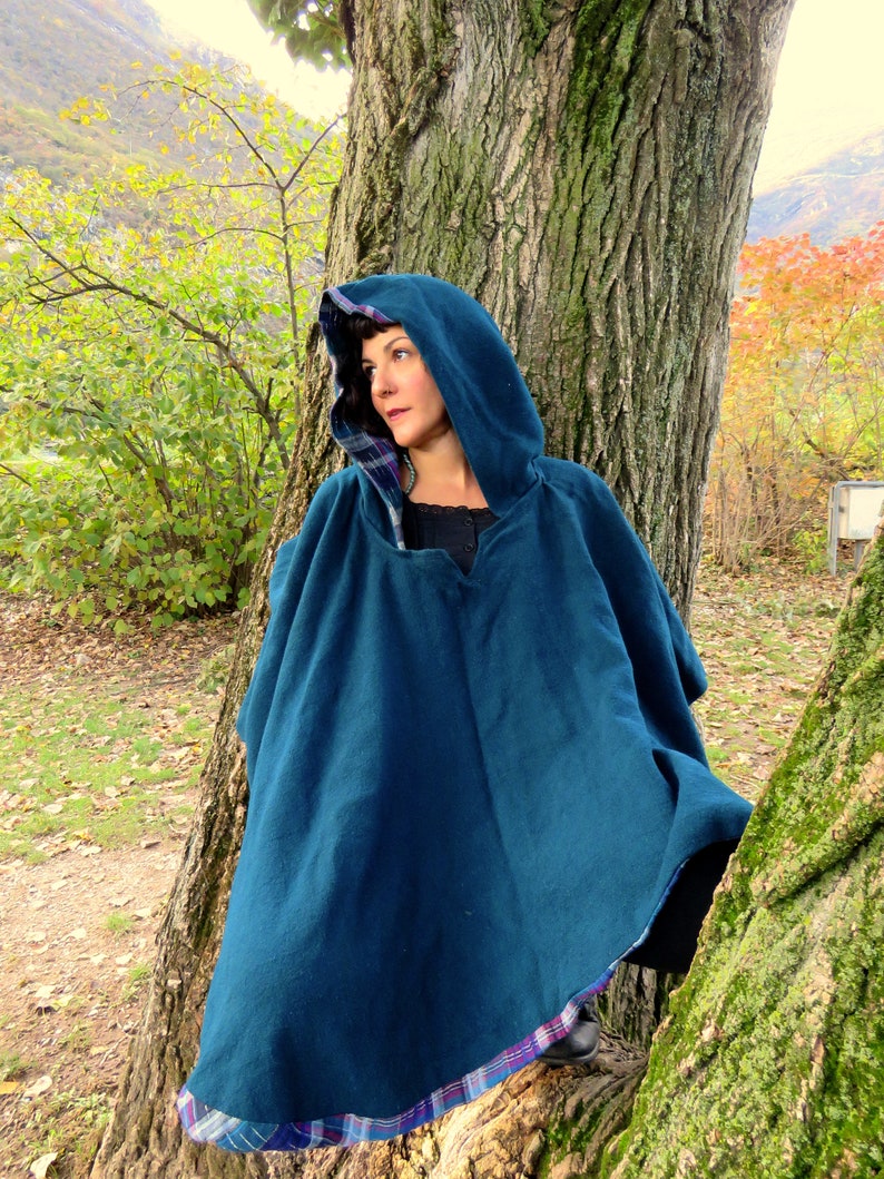One Size Petrol Purple Doublefaced Poncho,Witch Fairy Pagan Elven Woodland Priestess Forest Fairytale Magic Riding Hood Cosplay Mori Kei