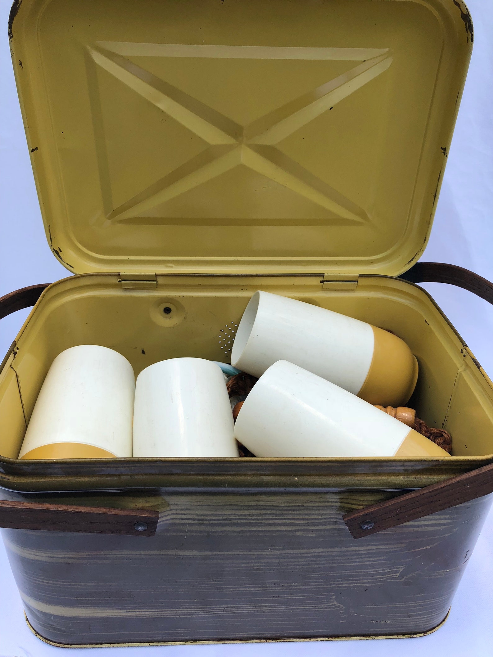 Vintage 1960s Metal Picnic Basket W/wooden Handles Etsy