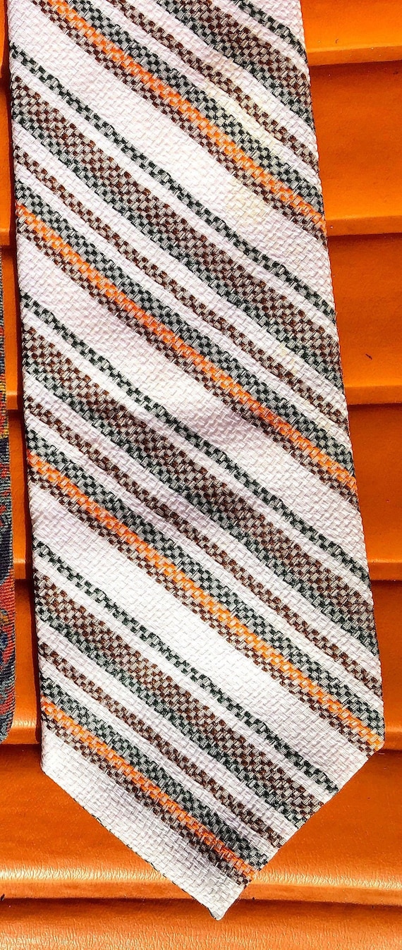 vintage 1970s Sears Men's Store polyester necktie