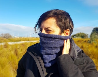 Hand Knitted neck warmer // Infinity scarf // Snood // Cowl // tikuchi // blue // Headband