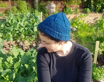Beanie // Hand knit // Woolen // Woollen // Unisex // Blue // Winter Accessories // Blue Sky Fibers // Bulky // tikuchi