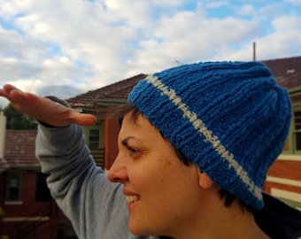 Beanie - Handmade - Handknit - Certified sustainable wool - Ethical superfine Merino - Unisex - Blue - White stripes - tikuchi
