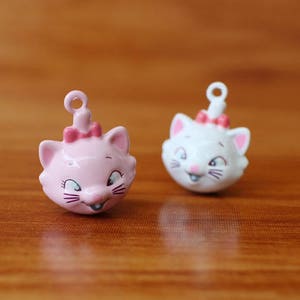 Jingle Bell Head Cat, Cute Cat Jingle Bells, Little Cat Charms, Cat Collar Bells ,Cat collar charm, Cute Charm, jingle bells/ 1 Pc