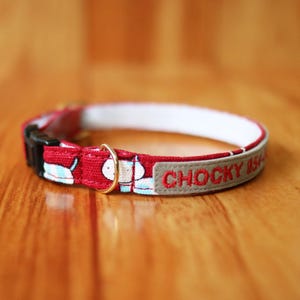 Collar para gato personalizado con Happy Cat, collar de algodón suave para gatos, collar de algodón Chocky Breakaway / collar rojo