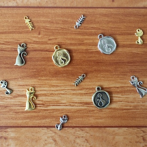 Cat Collar Charm Pendant: Brass, Gold, or Nickel 1 Pcs.