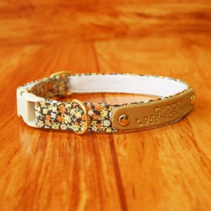 Blumiges Katzenhalsband: Kleine Blume, Abriss-Schnalle, Baumwolle