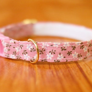 Small Pink Flower Cat Collar, Spring floral Cat Collar, Pink Cat Collar, Pink Cat Collar, Chocky Cat Collar Breakaway, Small Dog Collar