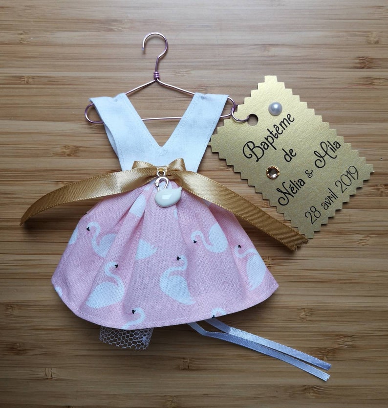 Contenant à dragées / bonbonnière baptême fille forme robe en Etsy France