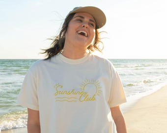 The Sunshine Club | Women's Boxy Tee