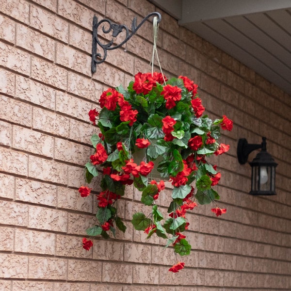 Artificial Geranium Flowering Basket