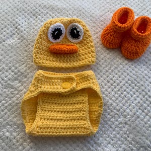 Newborn handmade crochet props & costumes for photography ages 0-12 months physical items ducky unisex