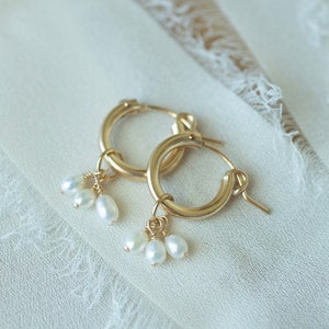 Dainty pearl hoops, gold filled hoops for women, pearl hoop earrings, earlobe hoops gold filled, gift for her, pearl jewelry
