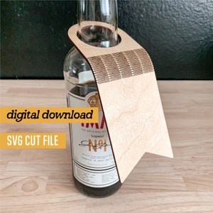 DIGITALE DOWNLOAD / flexibele wijnkaart gesneden SVG-bestand / Glowforge cadeaulabel / lasergesneden wijnkaart / wijncadeaukaart lasergesneden bestand