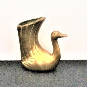 Brass Swan Planter, Vintage Brass, Bird Vase, Brass Decor, Swan Decor