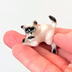 Vintage Siamese Cat Figurine, Miniature Cat, Tiny Kitten Playing, Porcelain Ceramic