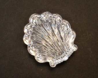 clamshell ring box