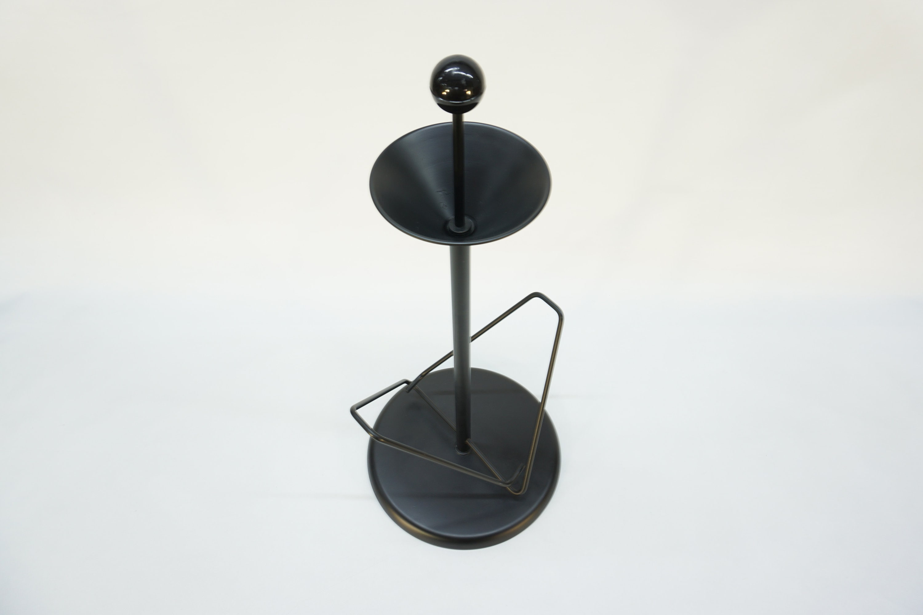 置物 Vintage Postmodern l stand 置物 Vintage Postmodern l stand 1980s Postmodern Light Up