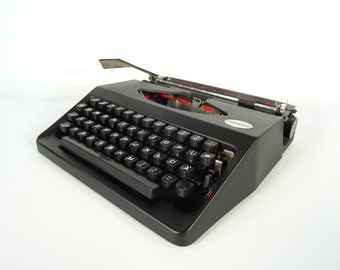 Vintage Working Typewriter / Portable Typewriter With Case / Condor / Black Typewriter / Typing Machine / Retro Manual Typewriter