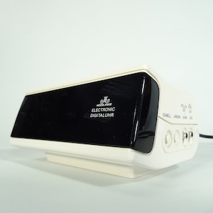 Vintage Digital Clock / Meister Anker Electronic / 70s / Vintage Alarm Clock / White / Space Age / Mid Century Modern / Retro Digital Clock