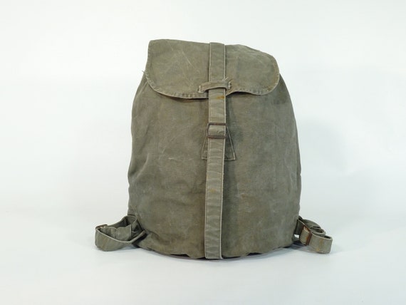 vintage army backpack