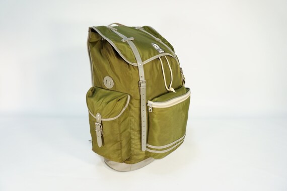 Vintage Backpack / 70s Green Backpack / Vintage Ru