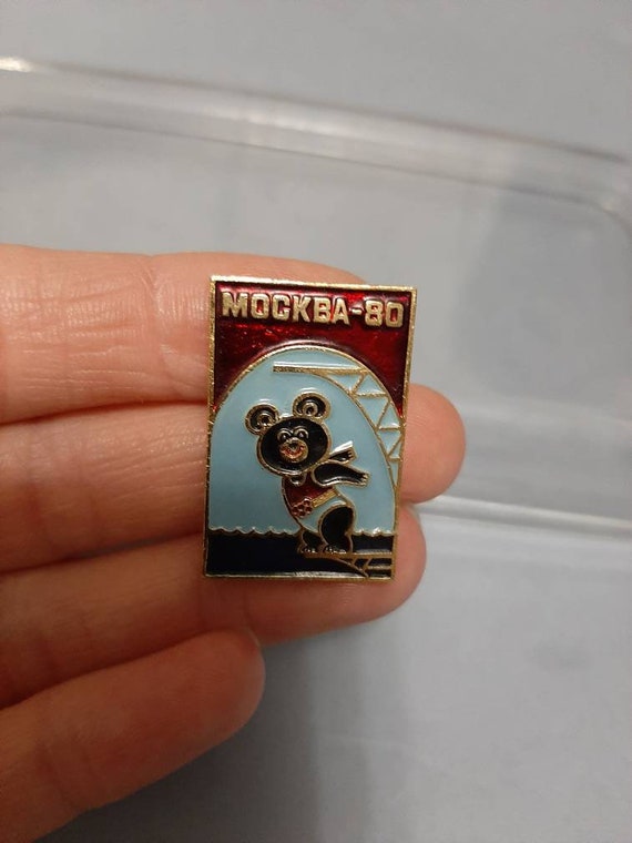 Olympic bear pin, Olympiad 80s, retro teddy bear i