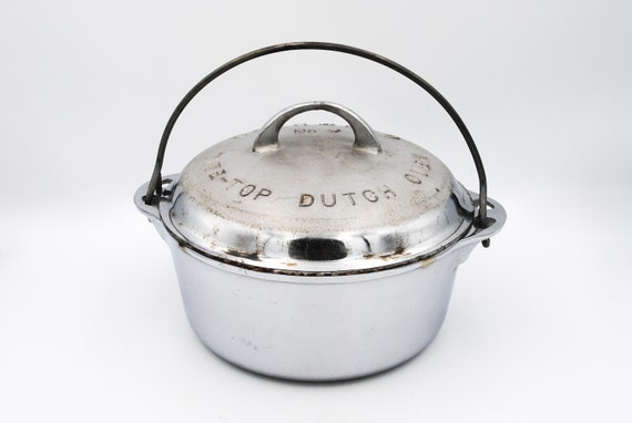 Griswold ビンテージ　アルミ製　ダッチオーブン Griswold #7 Tite Top Dutch Oven w/ Trivet (SOLD)