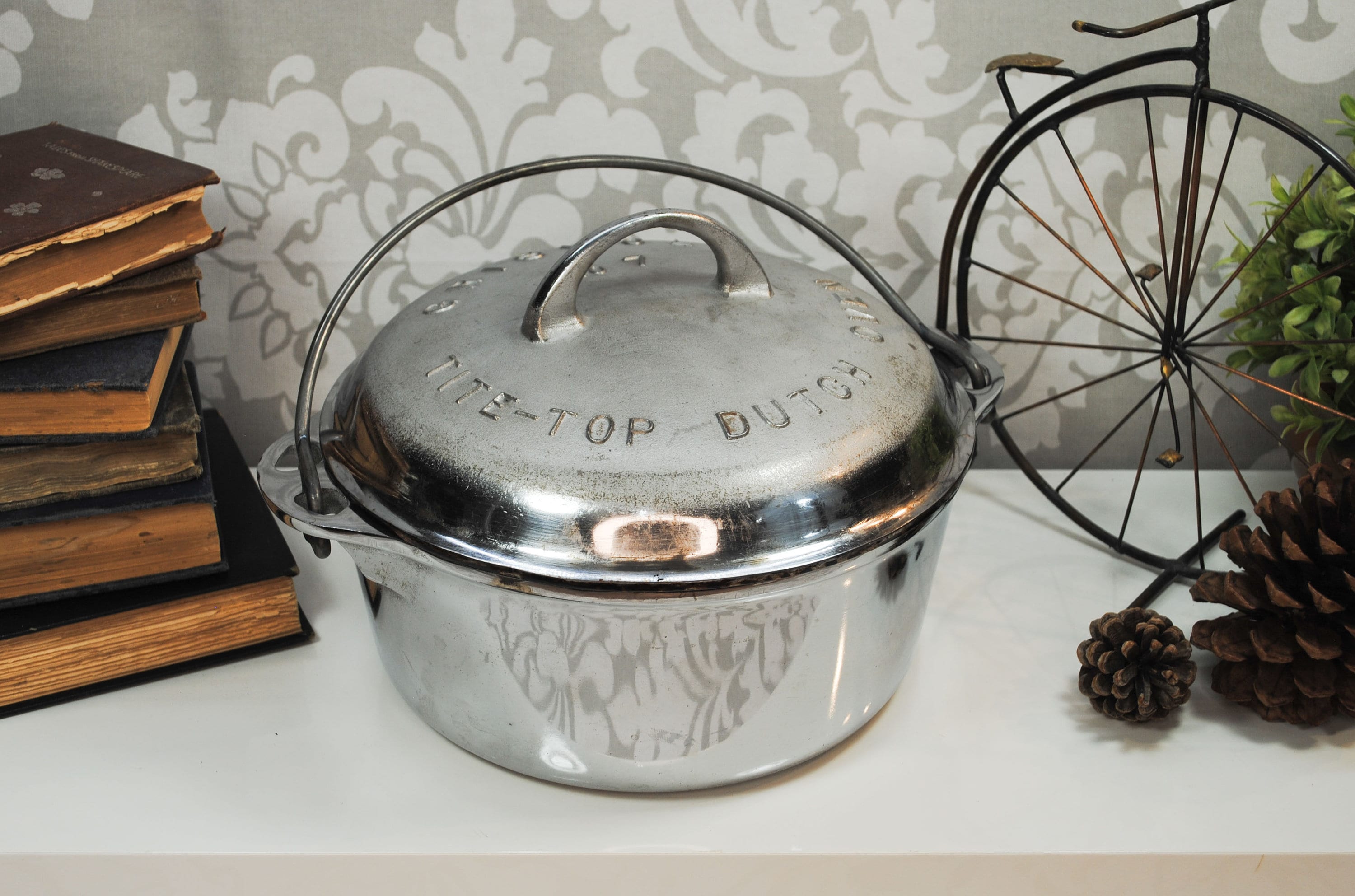 Vintage Griswold No. 7 Duo Chro Dutch Oven: Restored Cast Iron
