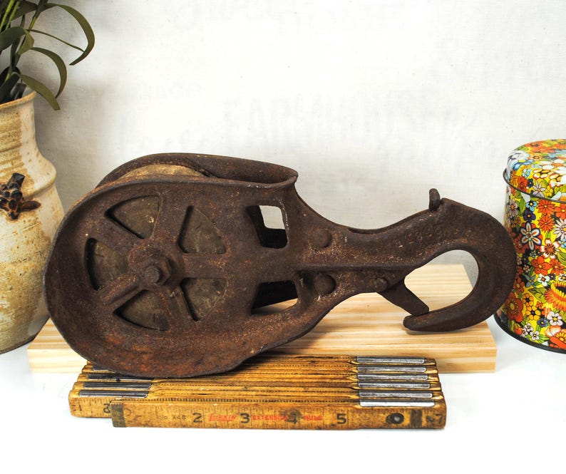 Pully Ruler Antique Barn Pulley, Rustic Farmhouse or Country Decorative Accents - Etsy