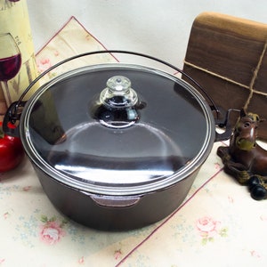 NICE Wagner Sidney O No. 8 Dutch Oven, Dome Lid, Cast No. 1268J, Vintage Cast Iron, Antique Collectible Cookware