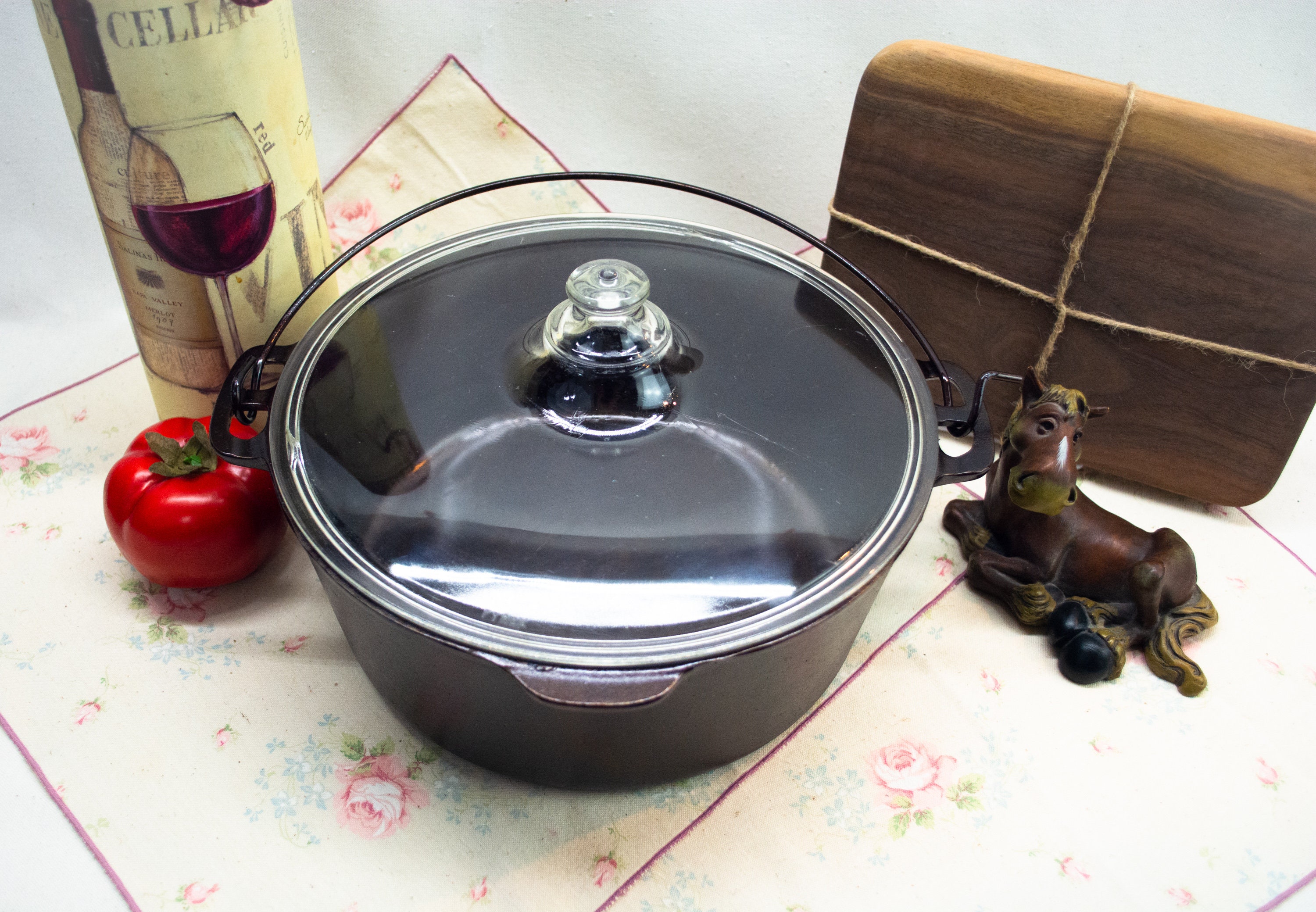 NICE Wagner Sidney O No. 8 Dutch Oven, Dome Lid, Cast No. 1268J