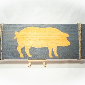 Hand Painted Silhouette Pig Sign, Rustic Decor, Farmhouse or Country Decoration, Shelf or Mantle Display image 2