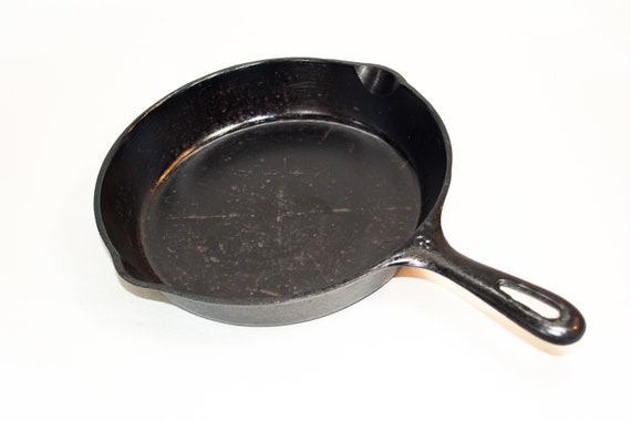 NICE Unmarked Wagner No. 8 Skillet, 10 1/2 Inch, Cast Iron Skillet, Series  Z4, Vintage Fry Pan, Camp Fry Pan, Camp Skillet, Antique Cookware 