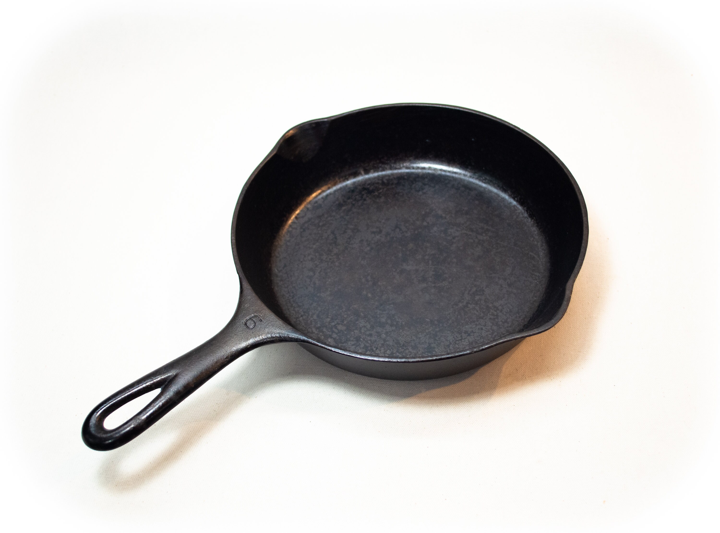 BEAUTIFUL Vintage Wagner Ware Sidney –O– #6 Cast Iron