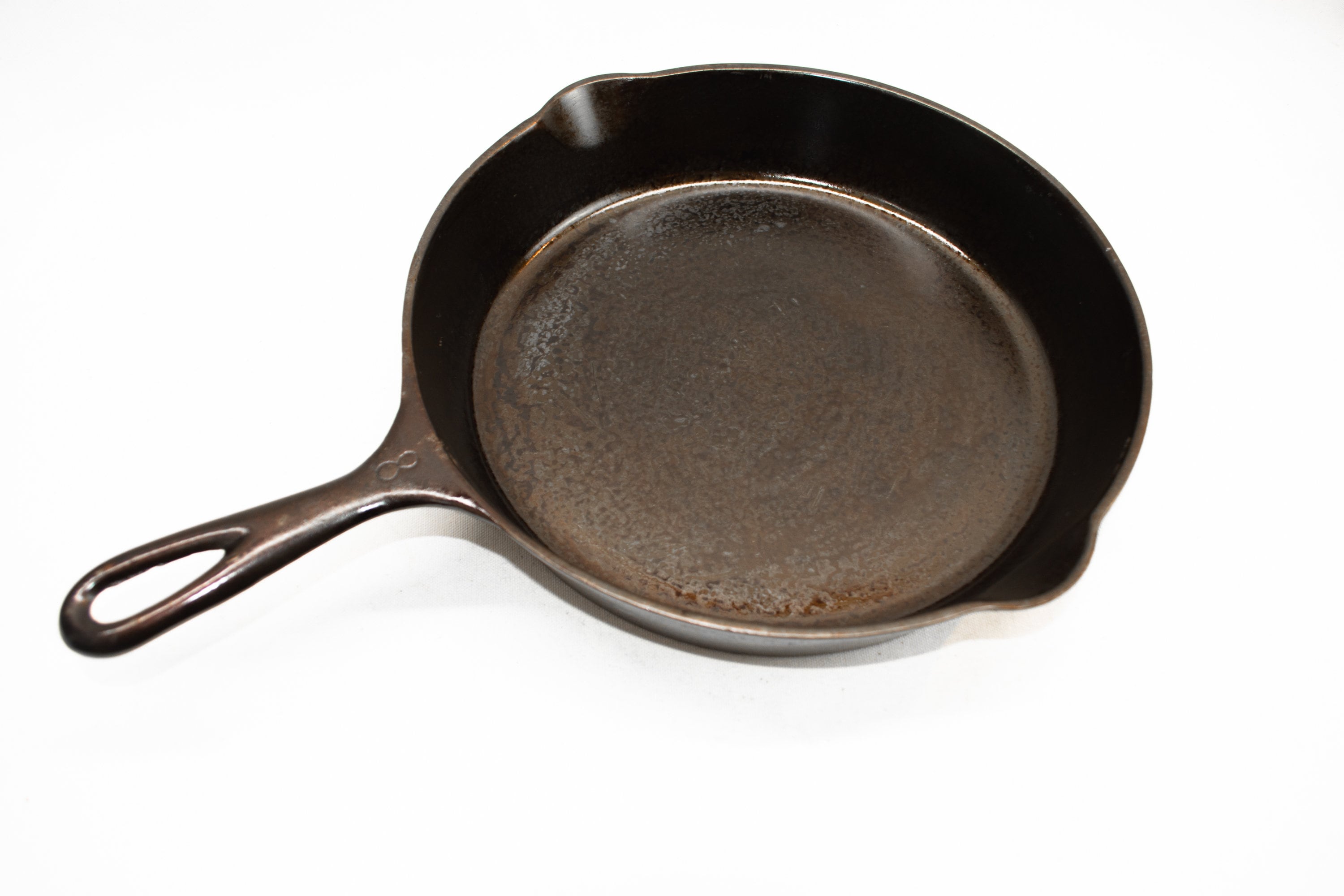 Unmarked No. 8 Cast Iron Skillet, Outside Heat Ring, Vintage Fry Pan