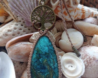 Collar de macramé con crisocola, estilo elfo, gitano, bohemio e hippie. Collar de macramé rústico ajustable con cabujón.