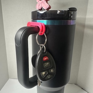 Stanley Tumbler Keychain Clip – 3D Printed Charm Holder for Keys, Tags, & Accessories | Handle Hook for Stanley Cup 30/40 oz