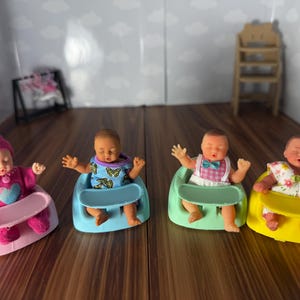 Miniature Baby  Seat with tray  – 3D Printed Dollhouse Nursery Furniture – Pick Your Color –