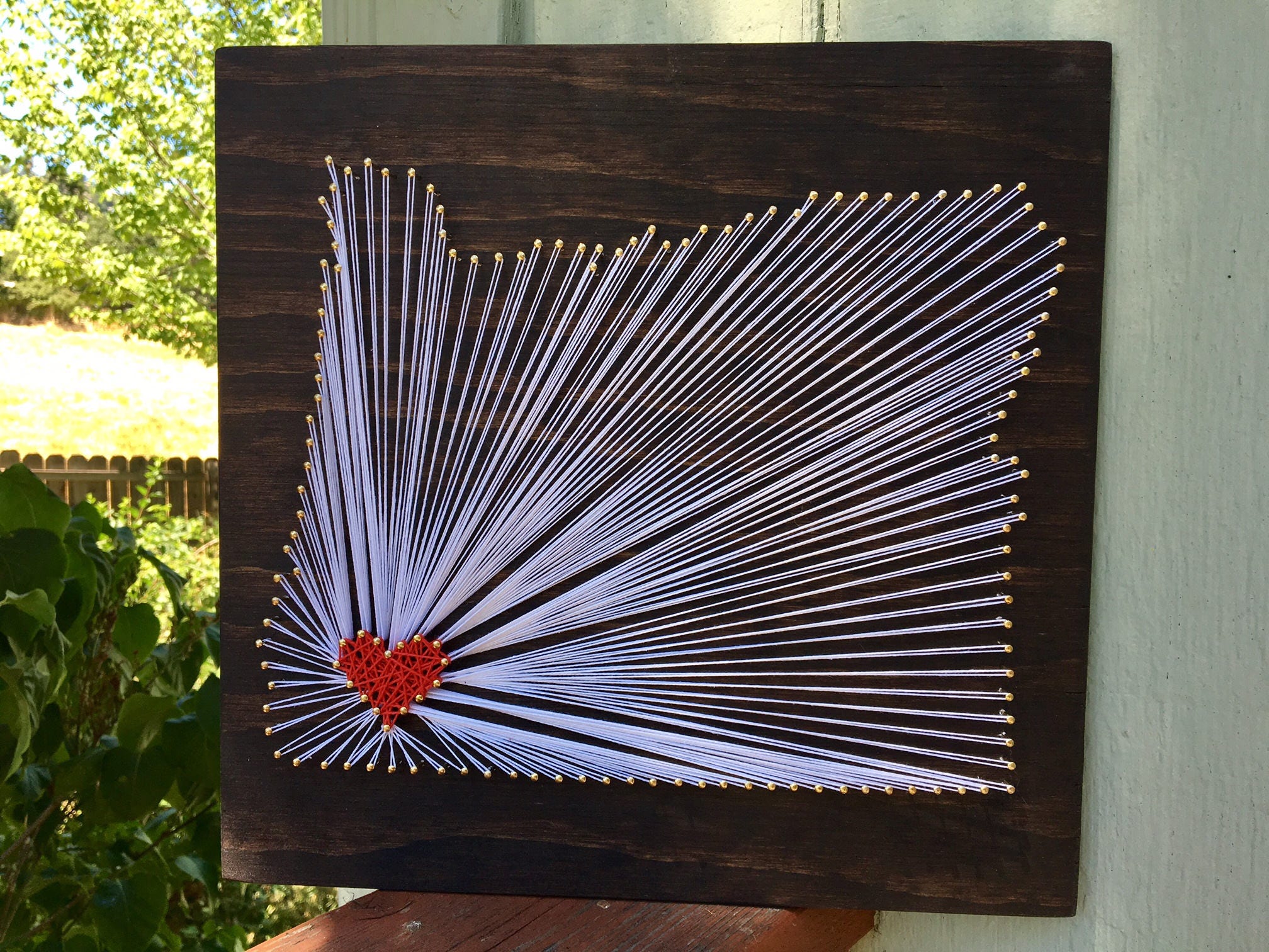 Make this: String Art Heart | {love+cupcakes} Blog