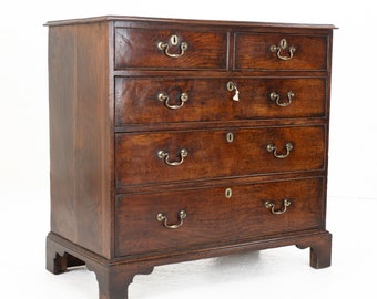 Elm Georgian Chest of Drawers C1760 (George III Country)