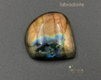 Cabochon de labradorite dorée, pierre précieuse de labradorite naturelle