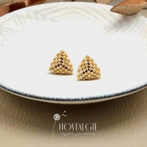 Beaded Stud Earrings, Creme Bead Earrings, Stud Seed Bead Earrings