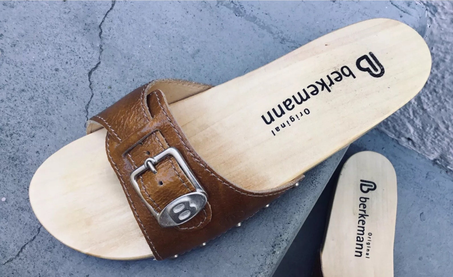 Vintage Berkemann Poplar Wood Exercise Sandals in Tan Calf