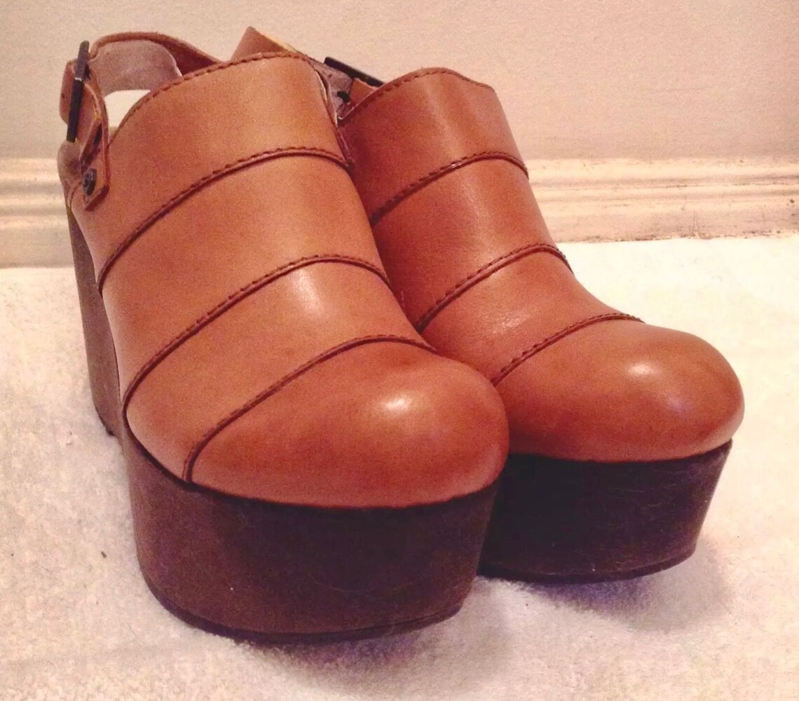 leather platform wedges with thin straps