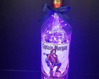 Captain Morgan スパイスラム 宝箱ボトルライト　照明 Captain Morgan Rum LED bottle light, 70cl - Retro Style Media
