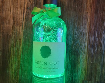 Bouteille de whisky irlandais Green Spot avec LED verte LIghts