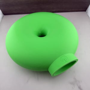 Snake 3Donut Tank Hide | Magnetic Reptile Hide for Snakes | Regular