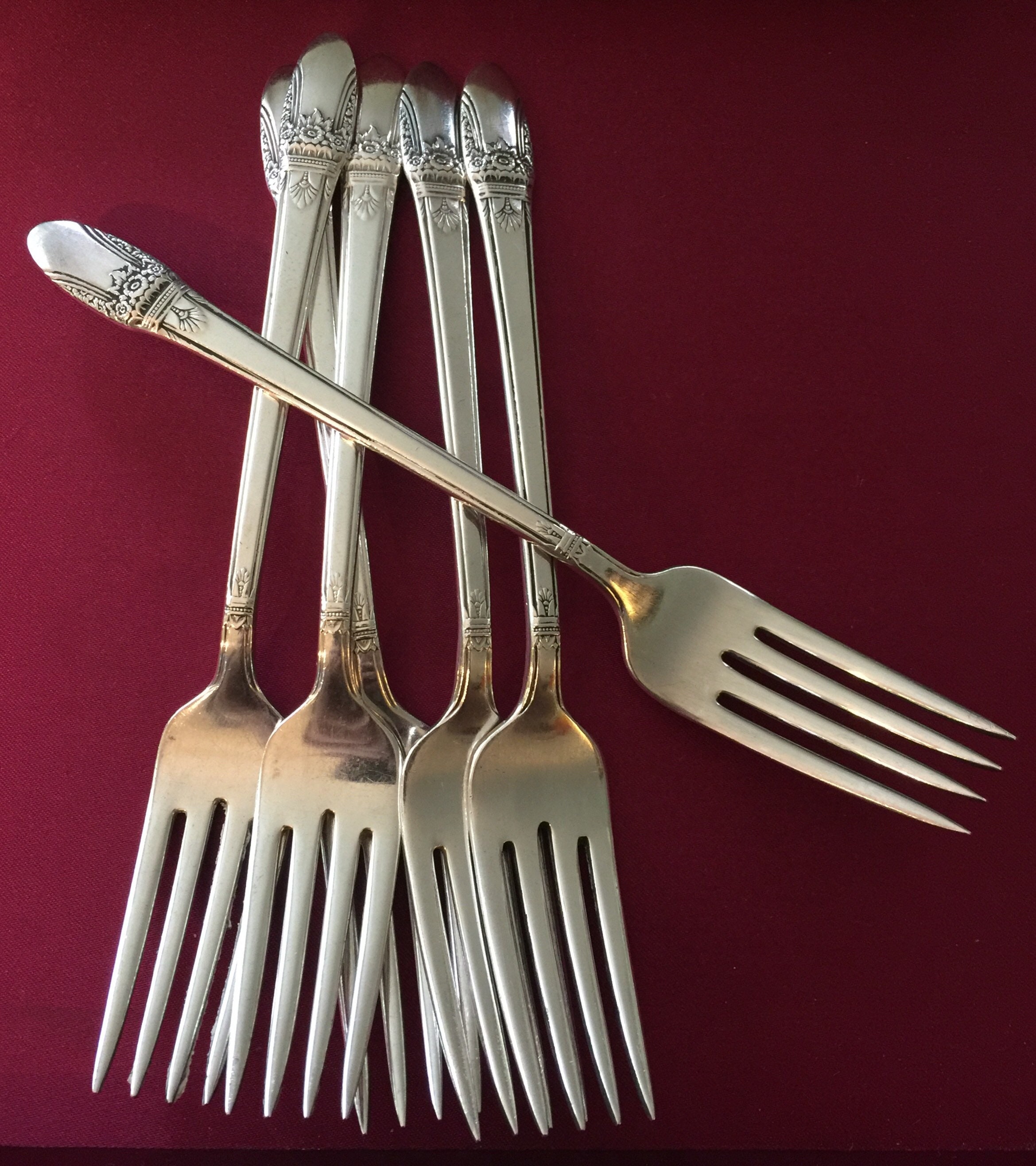 First Love by 1847 Rogers Plate Silverplate Dessert Spoon 6 5//8/"