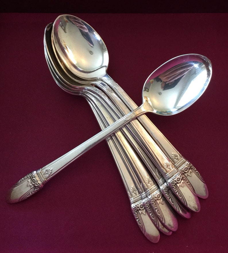 First Love by 1847 Rogers Plate Silverplate Dessert Spoon 6 5//8/"
