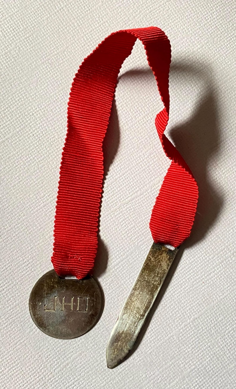 Antique Leonore Doskow ribbon bookmark sterling accents 10.25 inches 7.5 grams READ